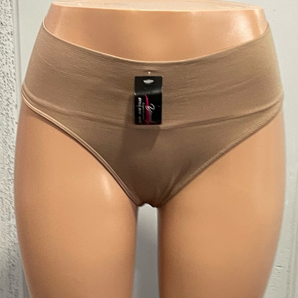 NWT Youmita women's Nude Seamless High waist Thong Sz Free